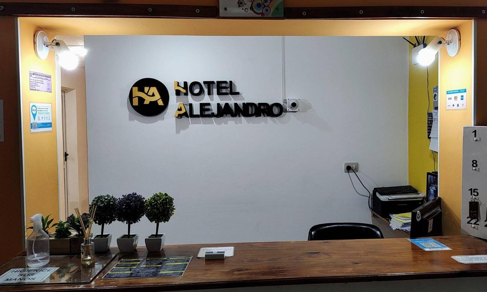 Hotel Alejandro Charata Exteriör bild